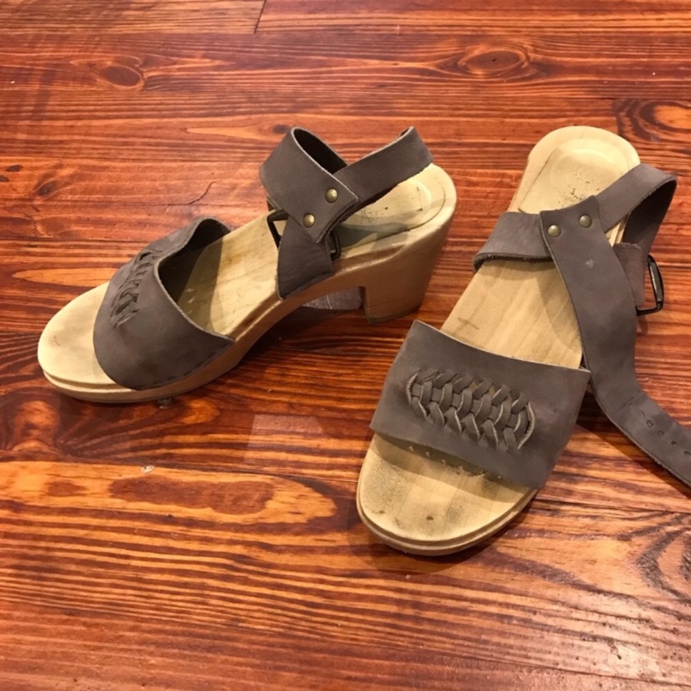 No 6 Two Strap Clogs Gray - 39
